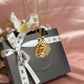 COLLARES THE MOON AND SUN GOLD