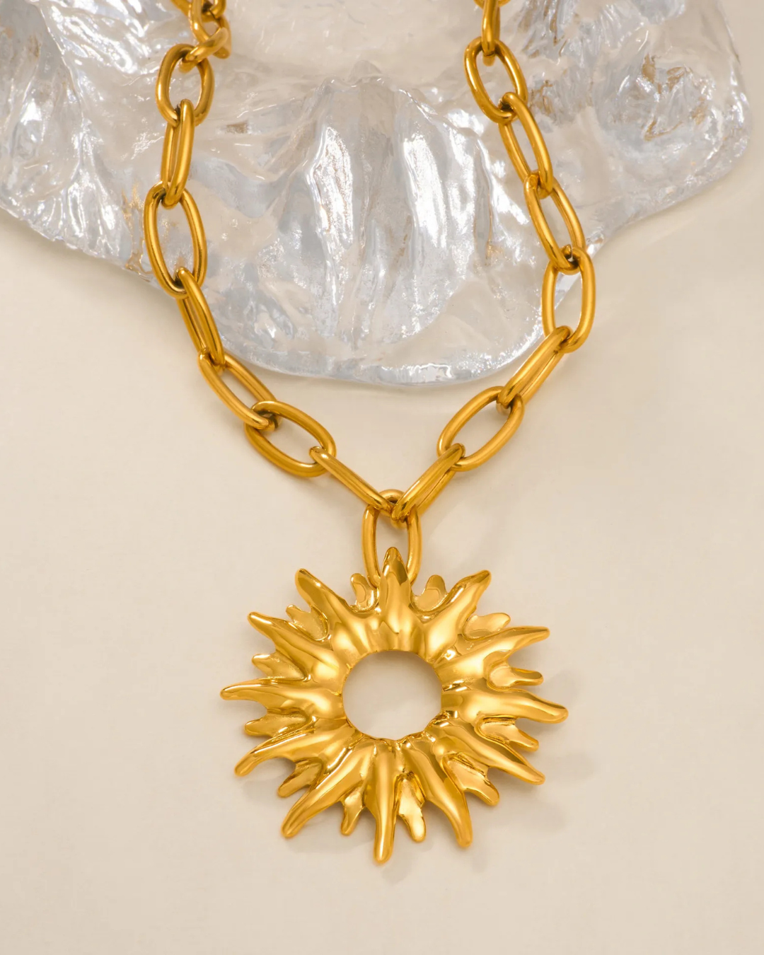 COLLAR CATA GOLD