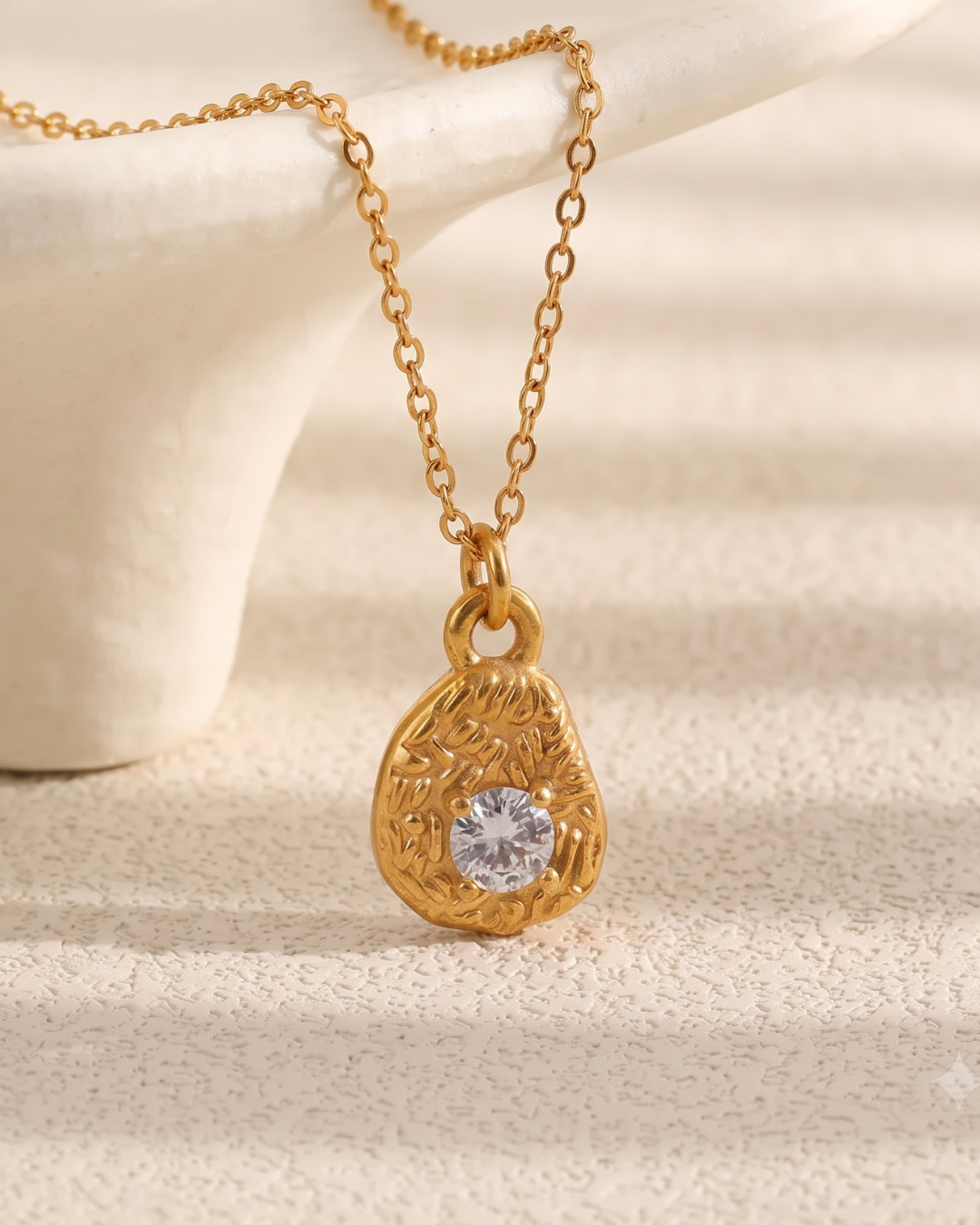 COLLAR BARROCO GOLD
