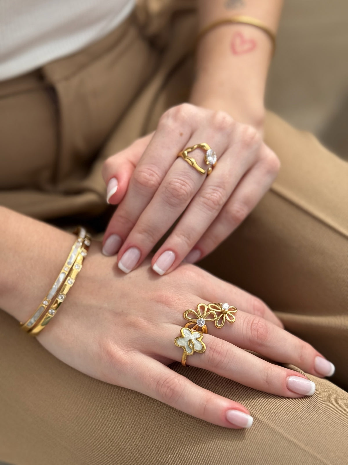 ANILLO FLOWER CUBIC